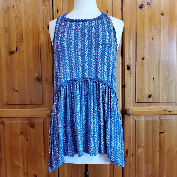 Matilda Jane racetrack tank L